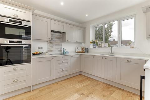 undefined, Kirkwood Drive, Leeds