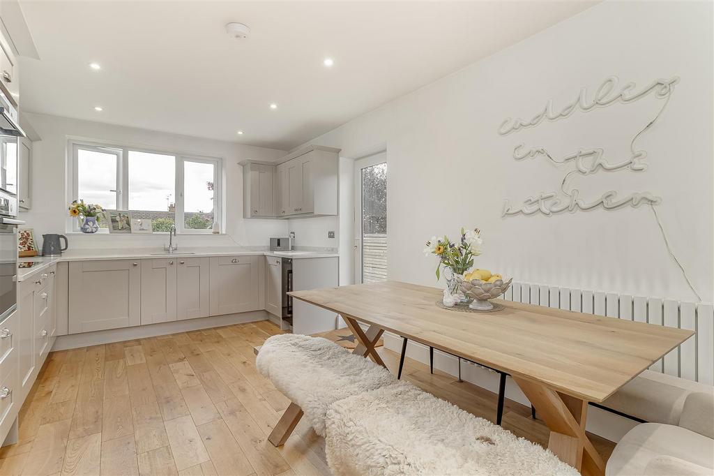 Dining Kitchen - C.jpg