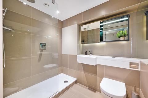 2 bedroom apartment for sale, Riverlight Quay, SW11