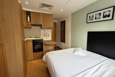 undefined, Cartwright Gardens, London WC1H