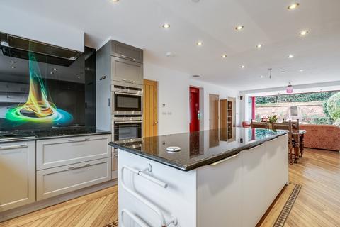 4 bedroom semi-detached house for sale, Mews Court Rear of 22, Bancroft