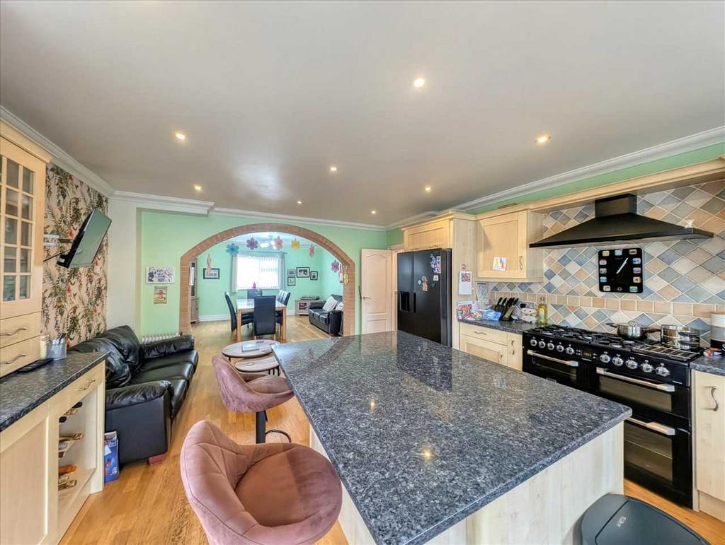 Kitchen / Diner