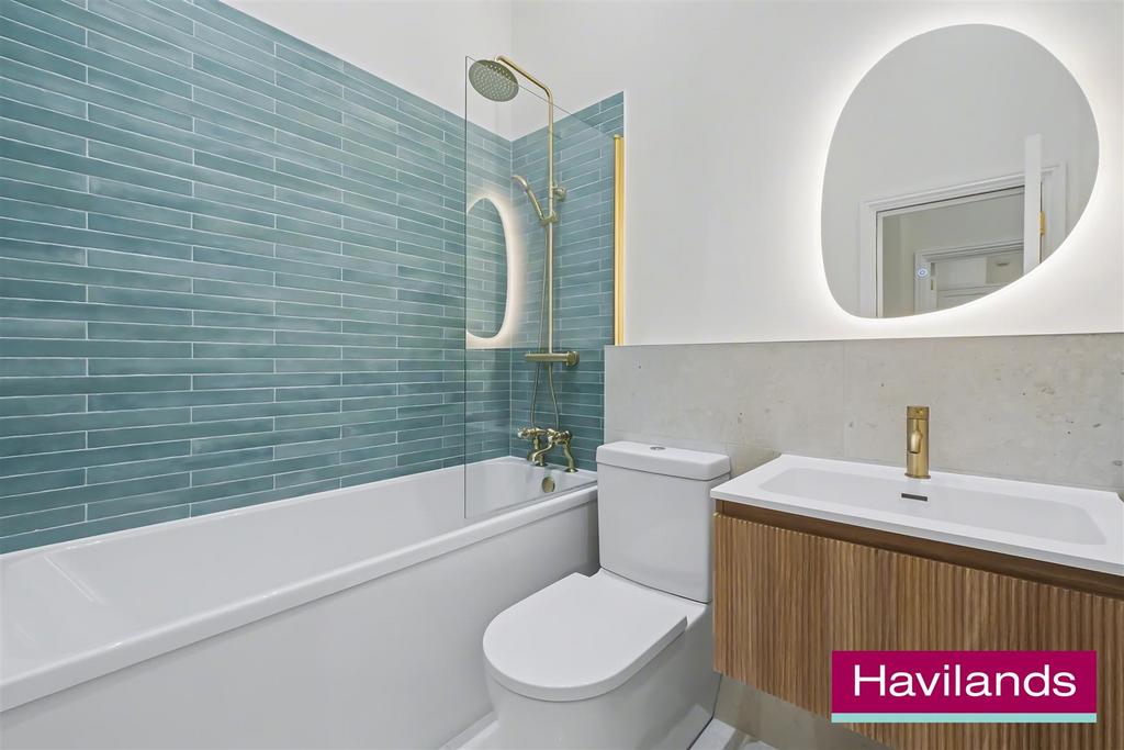 Penrose House N21 1 TW-3.jpg