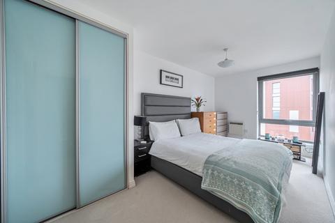 2 bedroom flat for sale, Victoria Road, Acton, London, W3