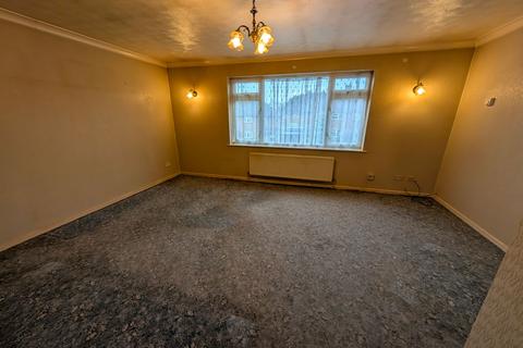 2 bedroom flat for sale, Saxon Road, Saxmundham, IP17