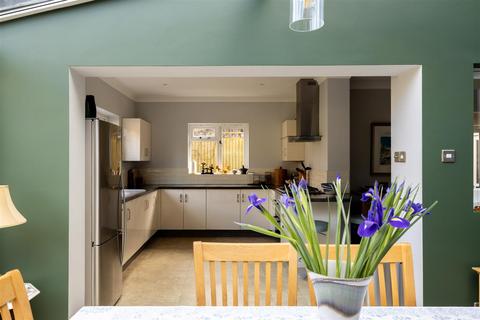 undefined, Deerings Road, Reigate