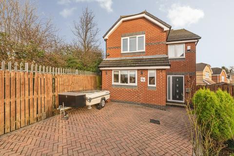 3 bedroom detached house for sale, Fairfield Road, Heckmondwike, WF16