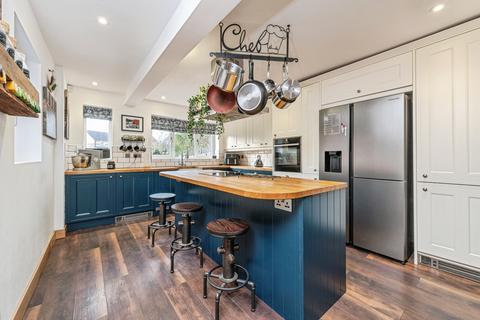 3 bedroom detached house for sale, Fairfield Road, Heckmondwike, WF16