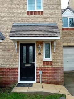 1 bedroom house to rent, Room 2, 25 Buttercup Way. Drighlighton Bradford