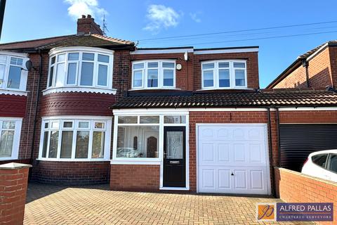 3 bedroom semi-detached house for sale, Marina Avenue, Fulwell