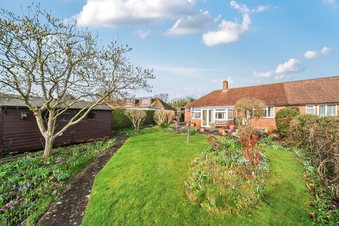 undefined, Amberley - easy distance to the village centre