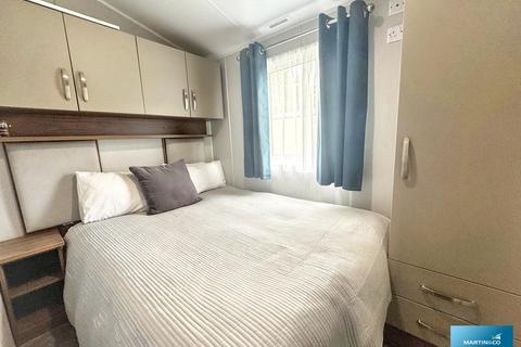 undefined, Poppy , Oakdean Holiday Park
