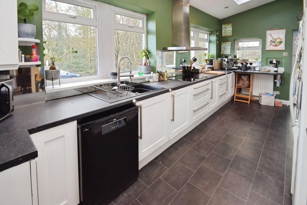 20c8960b-Kitchen