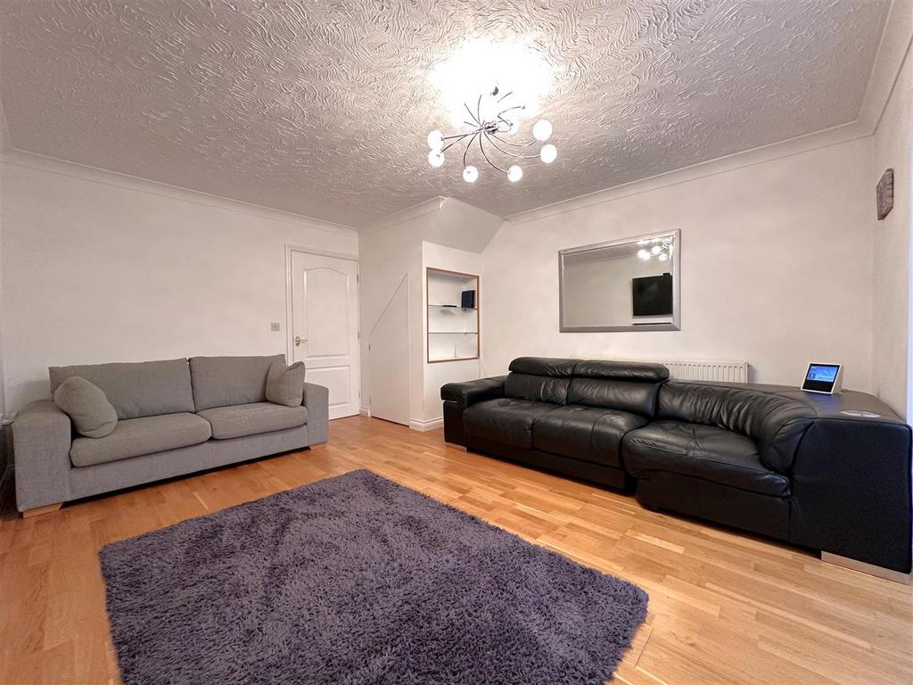Living Space 868