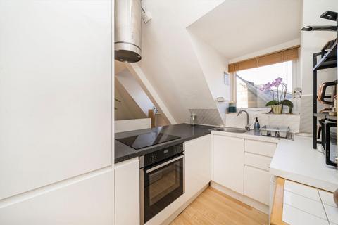 2 bedroom flat to rent, Blackfriars Road, London SE1