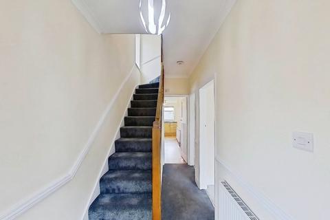 undefined, Vesper Gate Mount, Leeds LS5