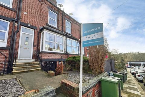 Woodside Place, Leeds LS4