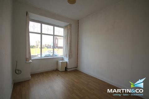 2 bedroom terraced house for sale, Park Road, Bearwood, B67
