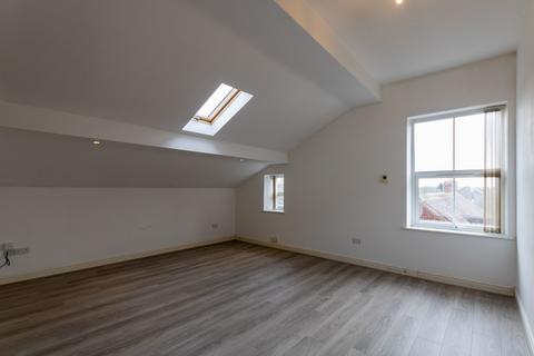 1 bedroom flat to rent, Greenland House, Greenland Road, Selly Park, B29