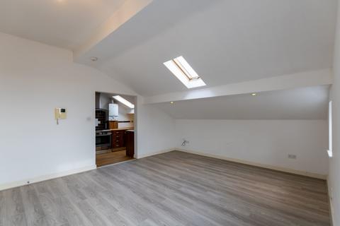 1 bedroom flat to rent, Greenland House, Greenland Road, Selly Park, B29