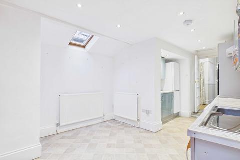 undefined, Flat 1 Ellesmere House, Park Road, Grange-over-Sands, Cumbria, LA11 7HQ