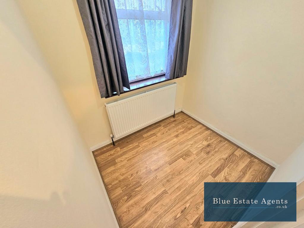 Single Bedroom