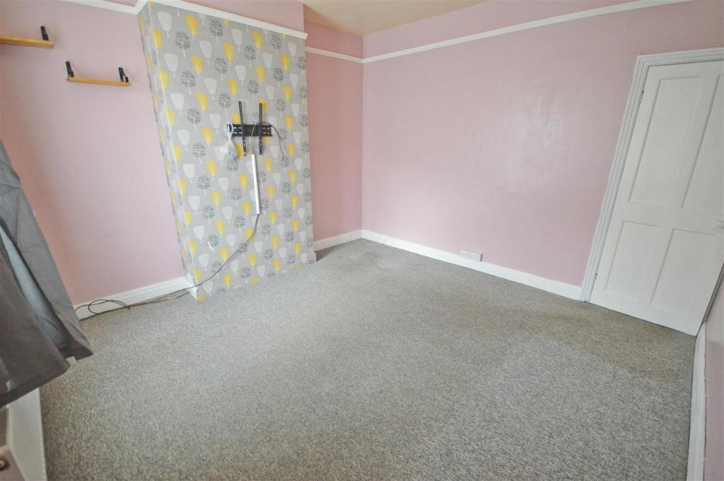 Lounge 1.jpg
