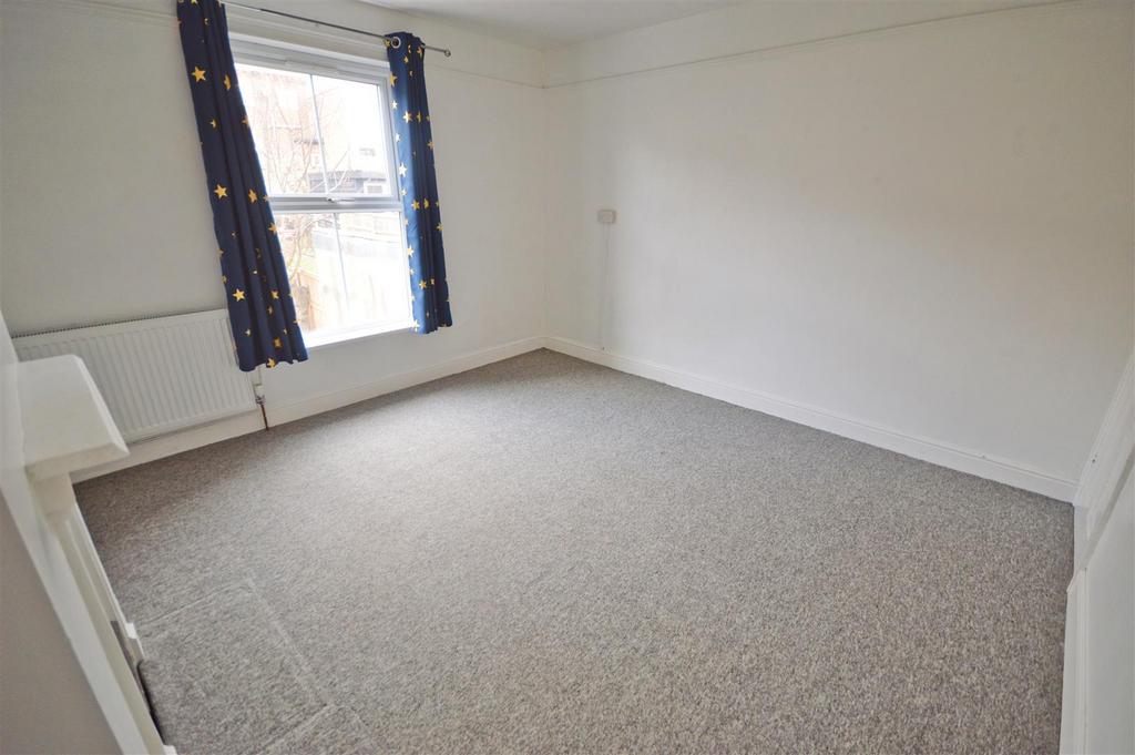 Bedroom 2.jpg