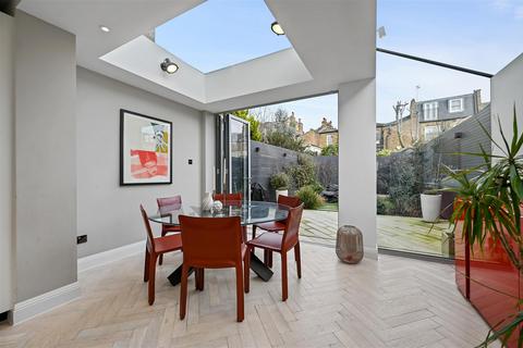 3 bedroom terraced house for sale, Nasmyth Street, London W6