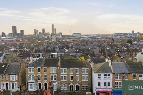 3 bedroom ground floor maisonette for sale, High Street, London NW10