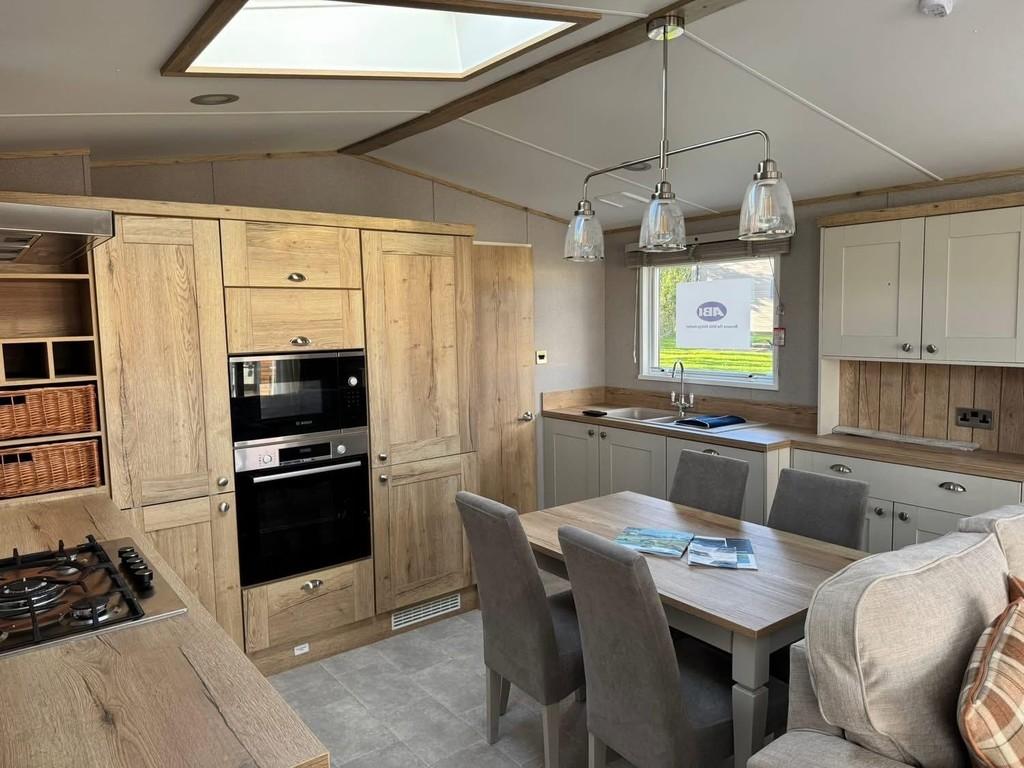 Kitchen - Dining