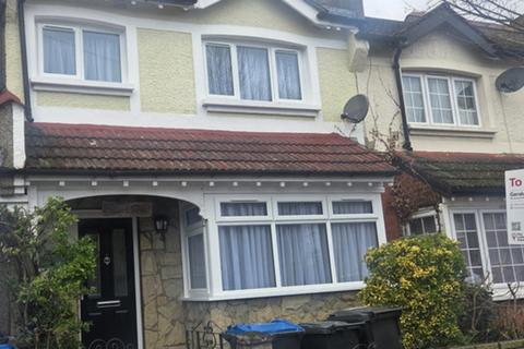 3 bedroom terraced house to rent, Torridge Road, Croydon, CR7