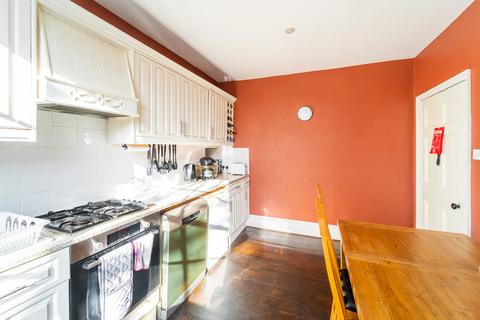 2 bedroom apartment for sale, Pentonville Road, Angel, London, N1