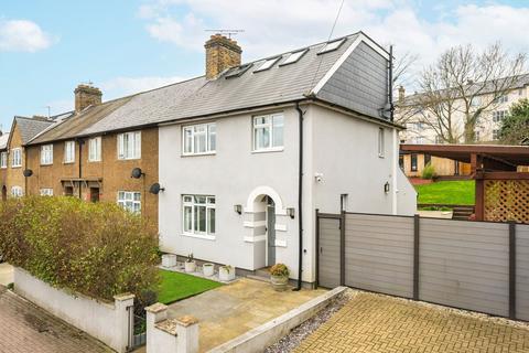 4 bedroom house to rent, Buckhold Road, London SW18