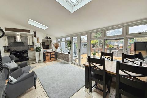 5 bedroom semi-detached house for sale, Mapletoft Avenue, Mansfield Woodhouse