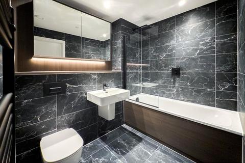 3 bedroom apartment to rent, Puffin House, London, NW6