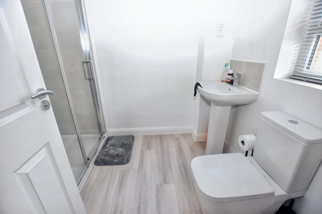 En Suite Shower Room