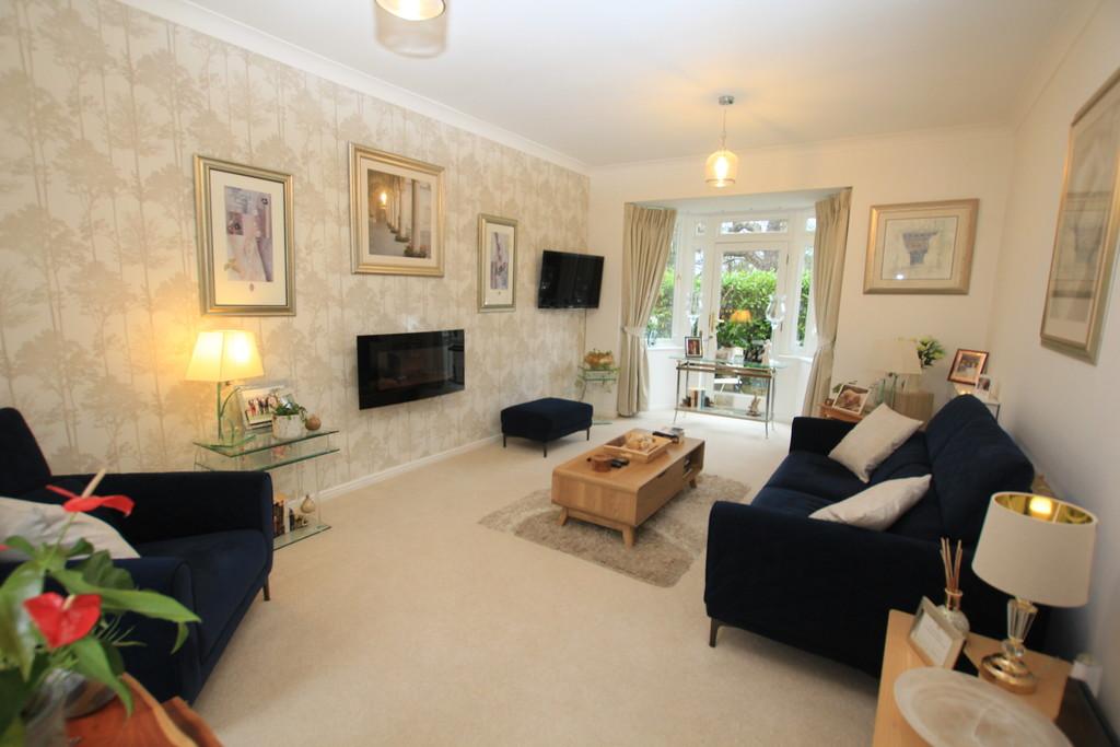 Livingroomangle3