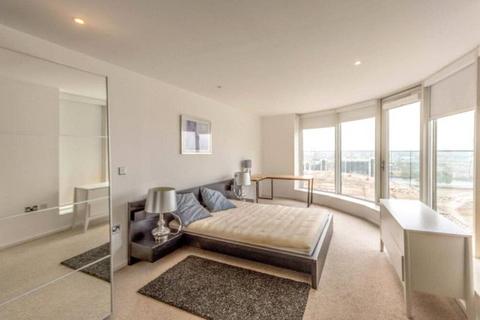 2 bedroom apartment to rent, Ability Place, 37 Milharbour, London, E14