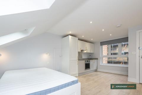 1 bedroom flat to rent, Glengall Road, London