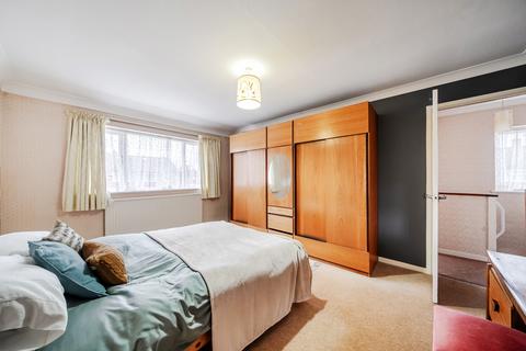 3 bedroom end of terrace house for sale, Fowler Road, Mitcham CR4