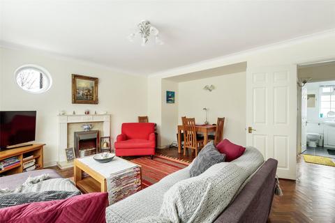 2 bedroom apartment for sale, Queensfield Court, SUTTON SM3