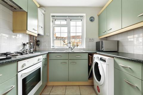 2 bedroom apartment for sale, Queensfield Court, SUTTON SM3