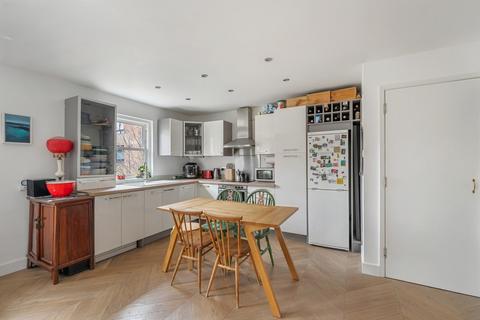 2 bedroom flat for sale, Albion Road, London