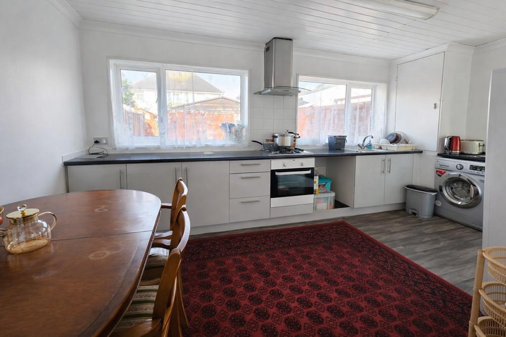 Kitchen new 1