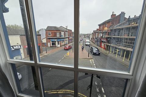 2 bedroom apartment to rent, Market Street, Heywood, OL10 4LY
