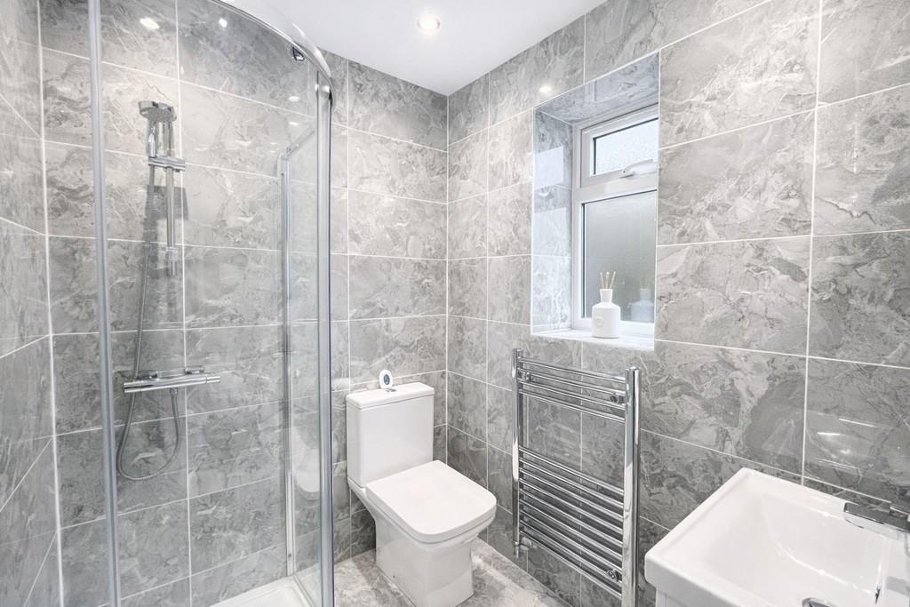 Ensuite Bathroom