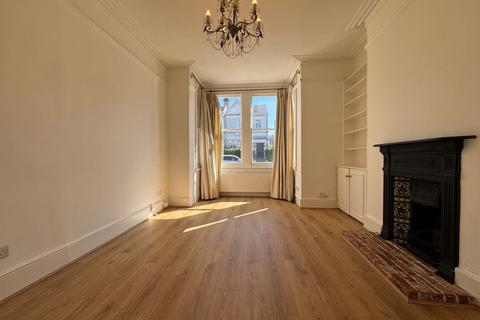 1 bedroom ground floor flat for sale, Natal Road, Bounds Green N11