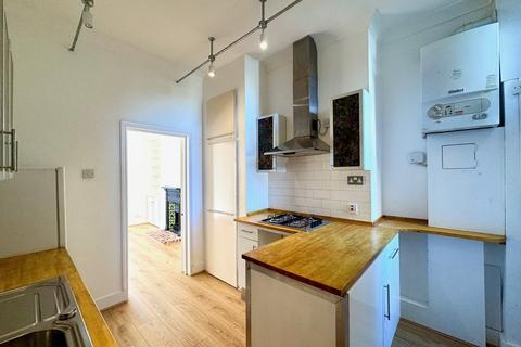 1 bedroom ground floor flat for sale, Natal Road, Bounds Green N11