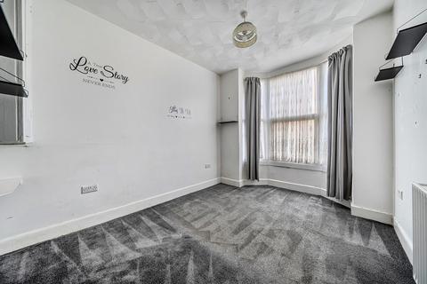 3 bedroom terraced house for sale, Bramble Road, Southsea